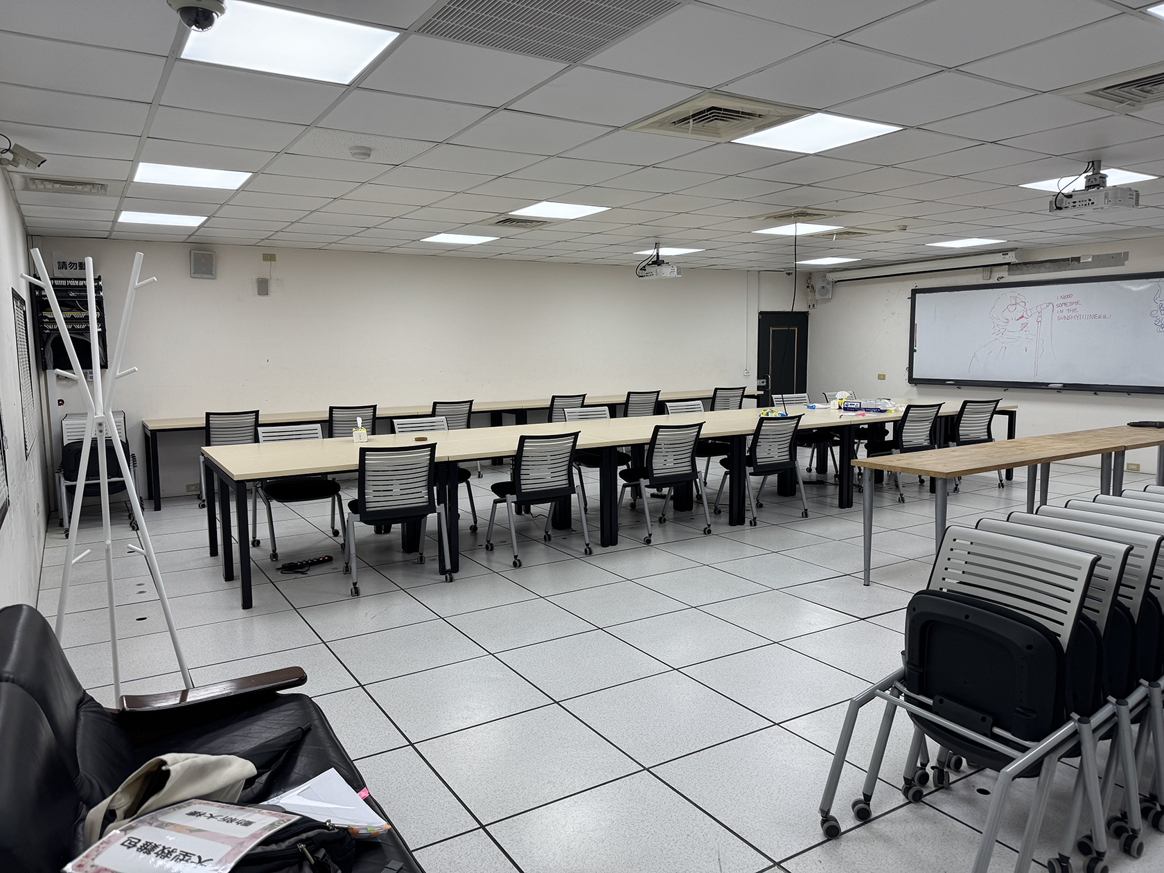 R313 碩士班工作室